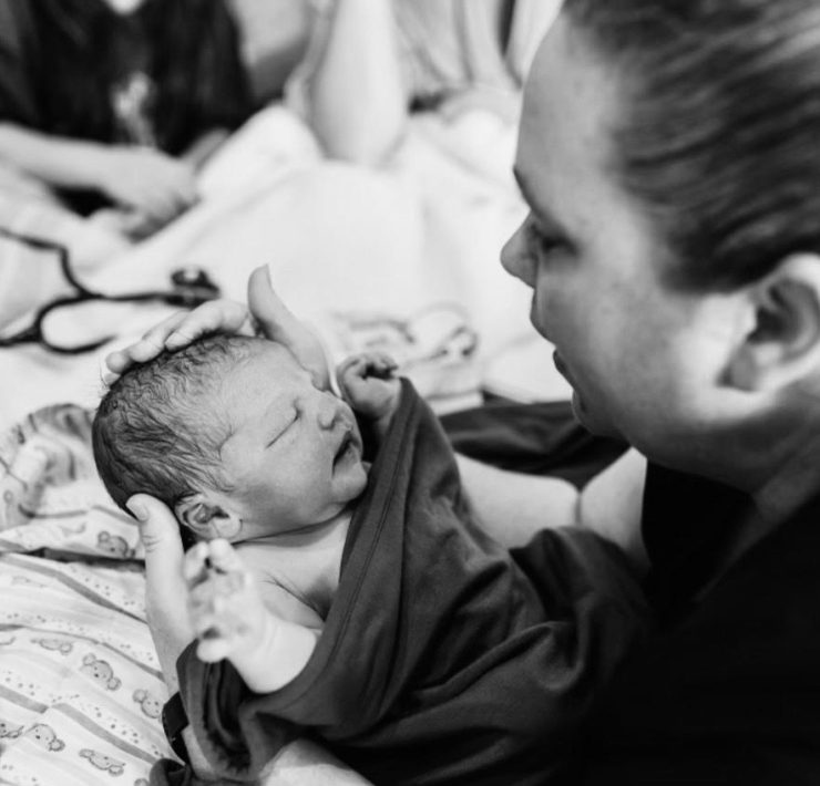 newborn with midwife in Texarkana home setting