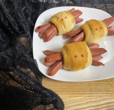 Halloween treat - made for memories. Spider Dog recipe.